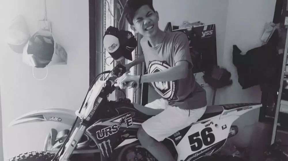 7 Aksi Tegar Septian bermain motocross istimewa 7 Aksi Tegar Septian bermain motocross istimewa