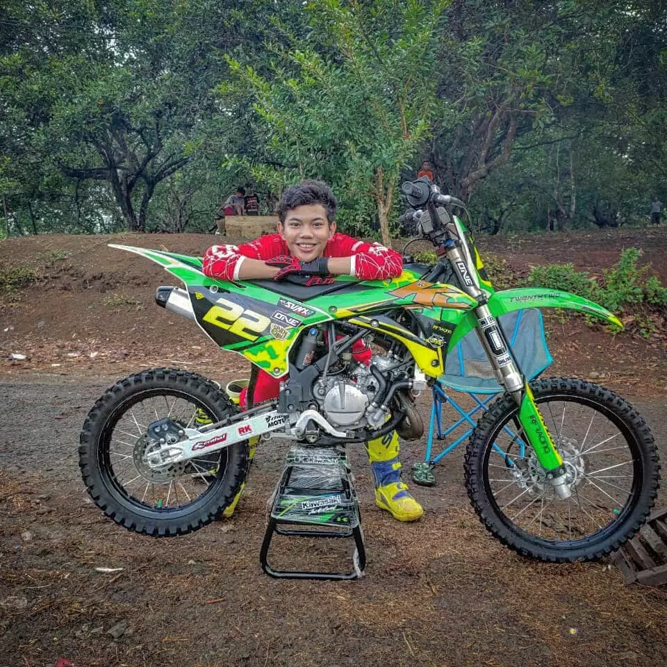 7 Aksi Tegar Septian bermain motocross istimewa 7 Aksi Tegar Septian bermain motocross istimewa