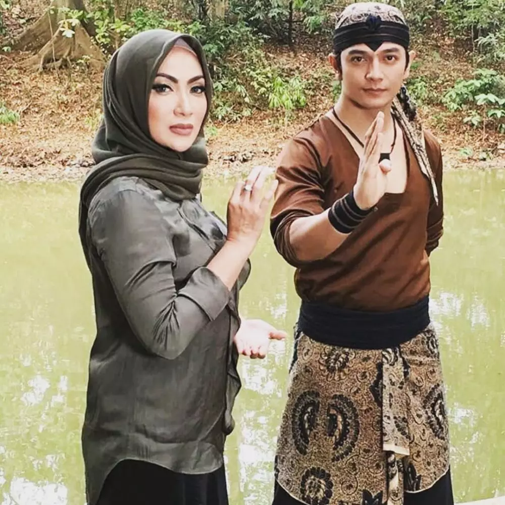 Arya Kamandanu Tutur Tinular 2011 instagram