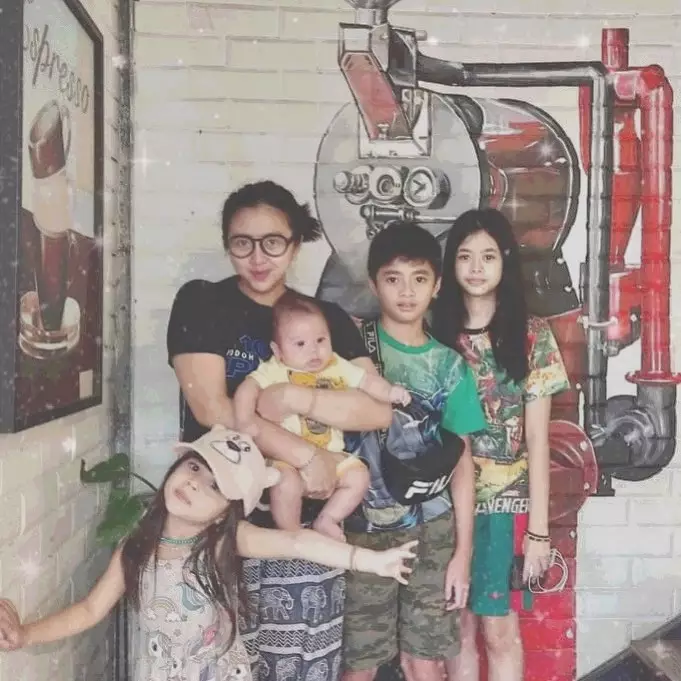 9 artis sinetron FTV bareng anak instagram