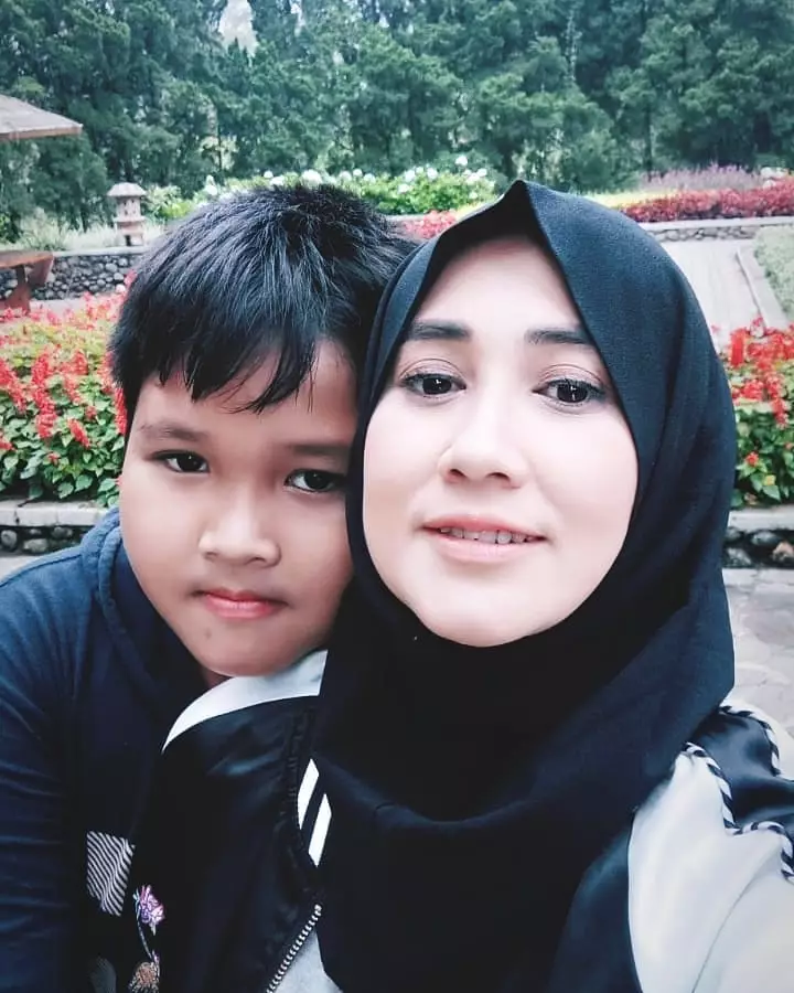 9 artis sinetron FTV bareng anak instagram