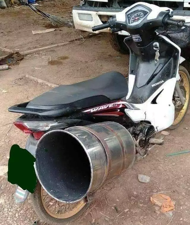 cara pakai barang bekas nyeleneh © 2020 instagram.com cara pakai barang bekas nyeleneh © 2020 instagram.com