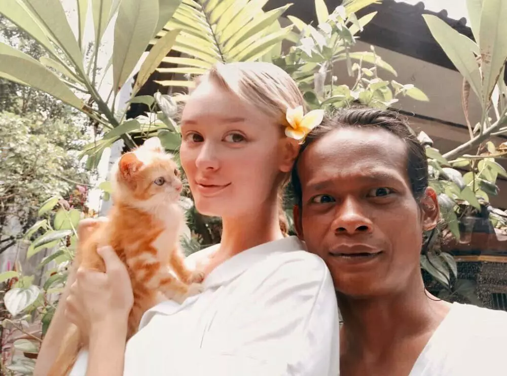 Potret terbaru wanita bule Muntilan Instagram