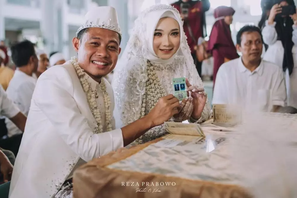 8 Beda gaya pemain timnas di hari pernikahan, terbaru Syamsir Alam Instagram