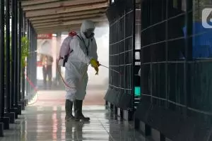 Cara membuat disinfektan sendiri di rumah, mudah