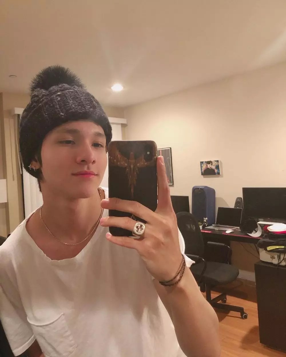 Berdarah campuran, 7 Idol K-Pop ini miliki wajah bule banget Instagram