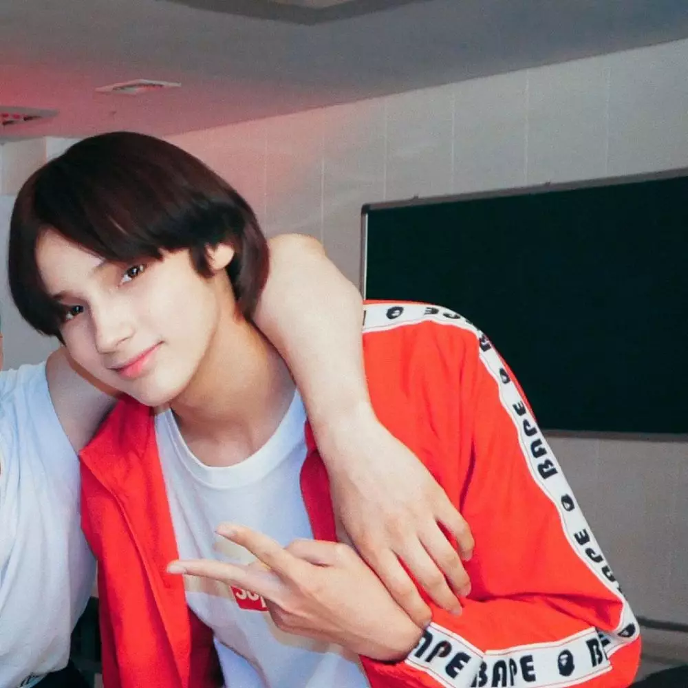 Berdarah campuran, 7 Idol K-Pop ini miliki wajah bule banget Instagram