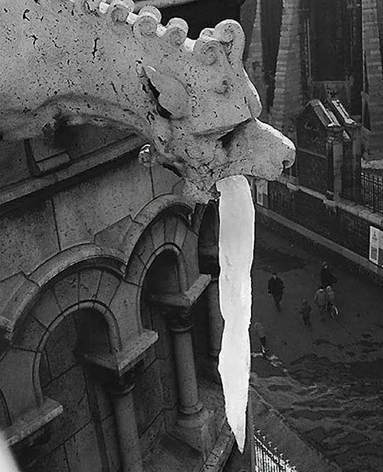 Potret patung ketika musim dingin ini lucu banget Berbagai sumber