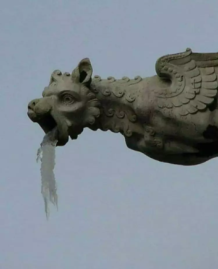 Potret patung ketika musim dingin ini lucu banget Berbagai sumber