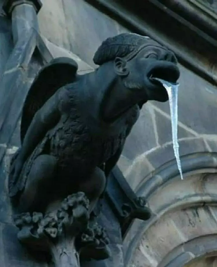 Potret patung ketika musim dingin ini lucu banget Berbagai sumber