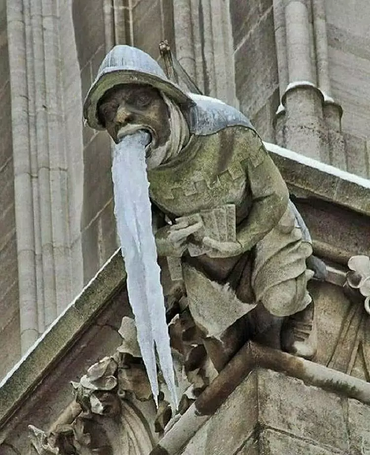 Potret patung ketika musim dingin ini lucu banget Berbagai sumber