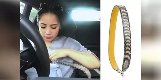 Barang sederhana Sagita Slavina © 2020 Instagram/@raffinagita1717