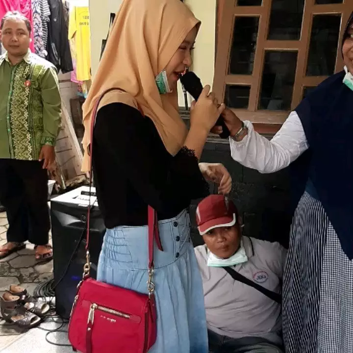 Momen Tiara Idol sosialisasi cegah Corona Instagram  Momen Tiara Idol sosialisasi cegah Corona Instagram