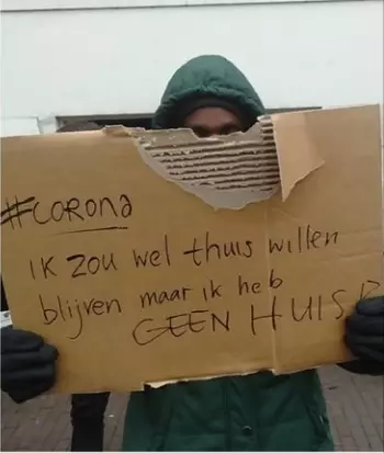 Potret tunawisma di tengah aturan social distancing Instagram/ @sheltersuit