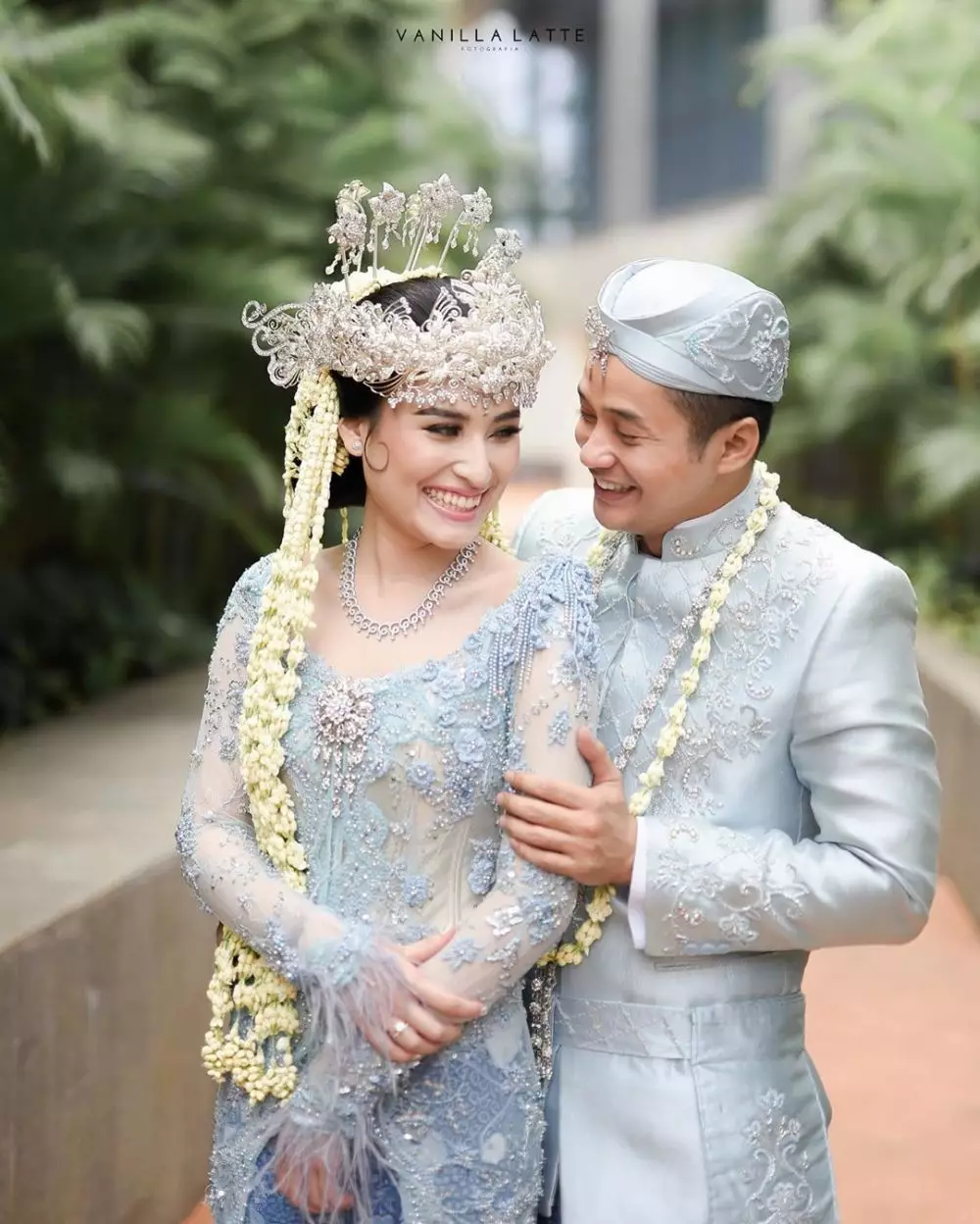 Momen pernikahan Adly Fairuz & Angbeen Rishi Instagram Momen pernikahan Adly Fairuz & Angbeen Rishi Instagram