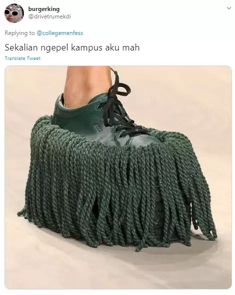 pamer sepatu Twitter pamer sepatu Twitter
