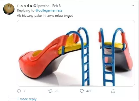 pamer sepatu Twitter pamer sepatu Twitter