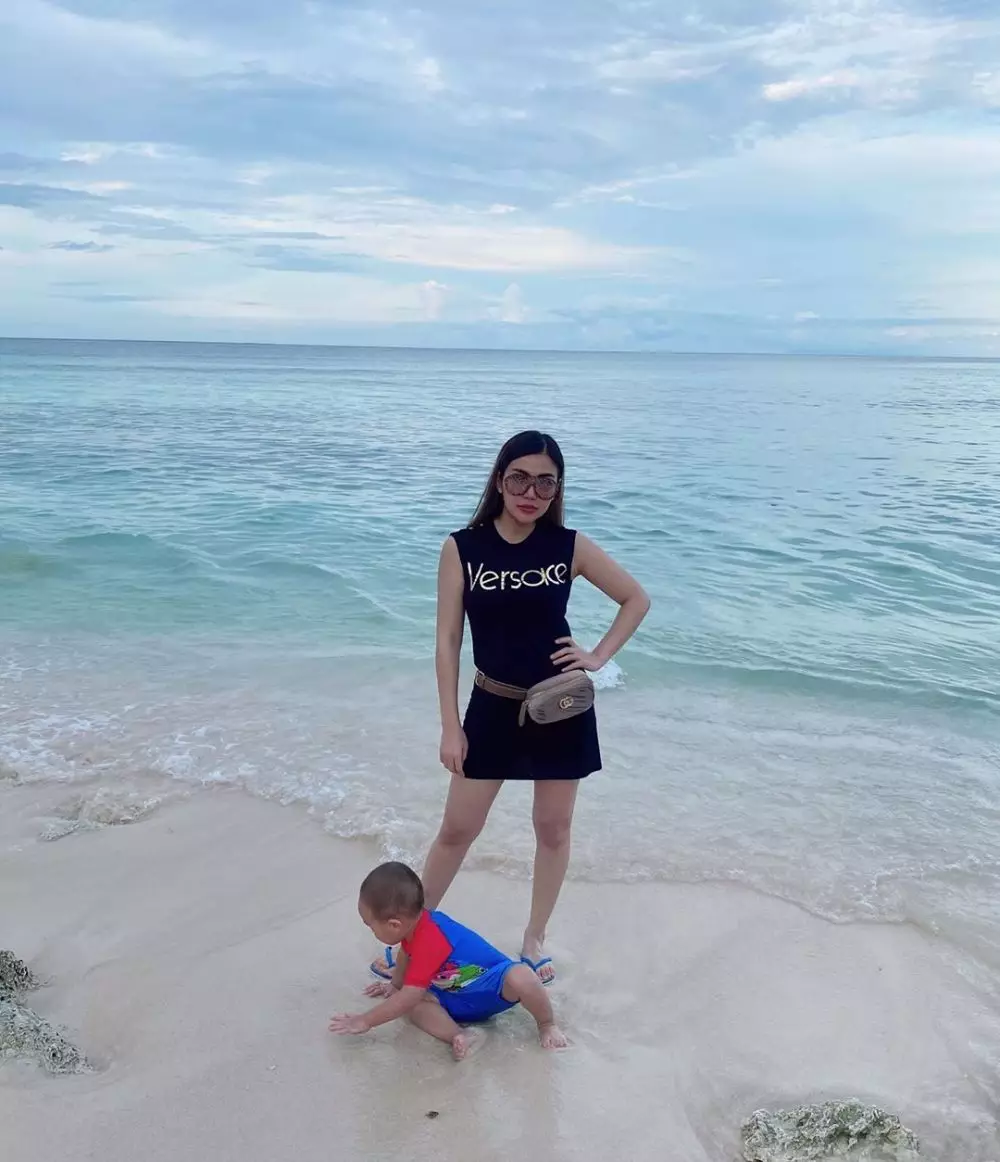 Potret karantina Bella Shofie di Ambon instagram