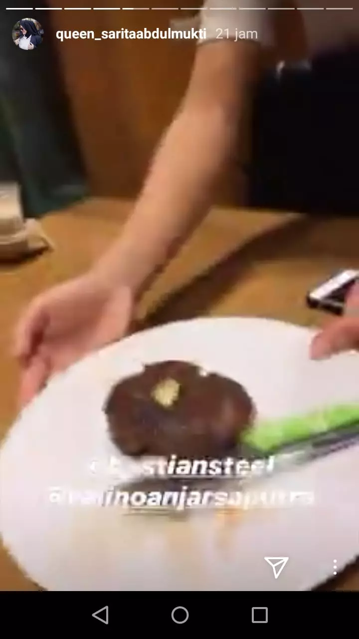 Bastian main piano Instagram