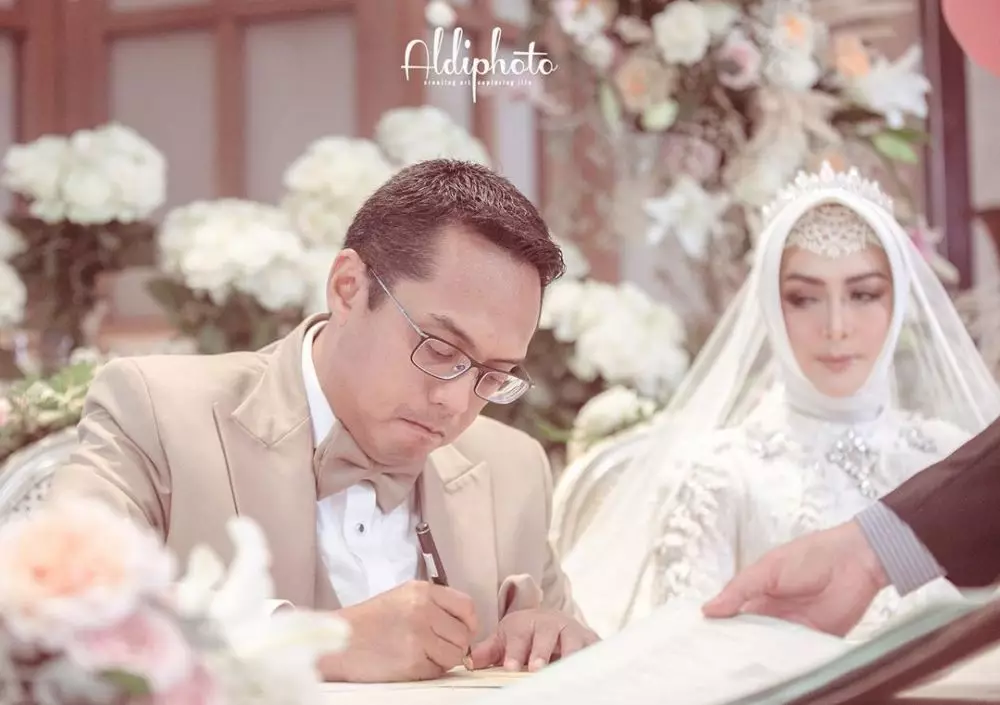 Momen pernikahan Eddies Adelia Instagram 