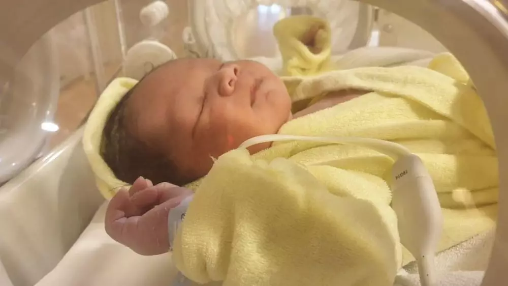 potret buah hati Entin instagram