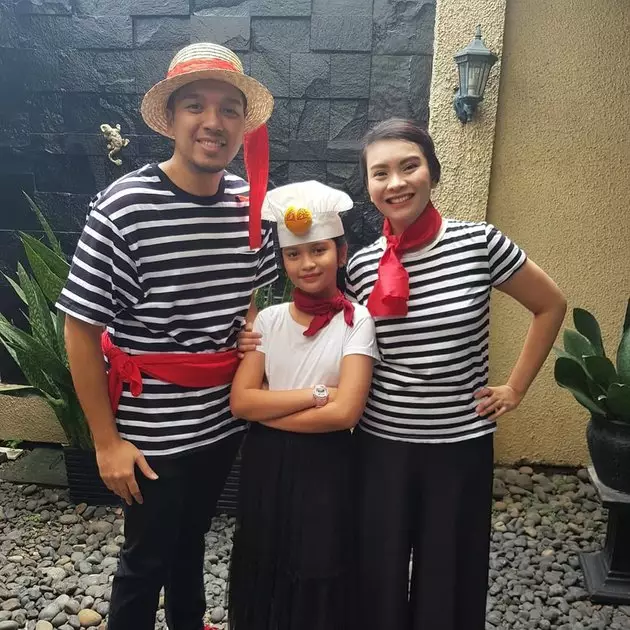 Potret terbaru Metha Instagram 