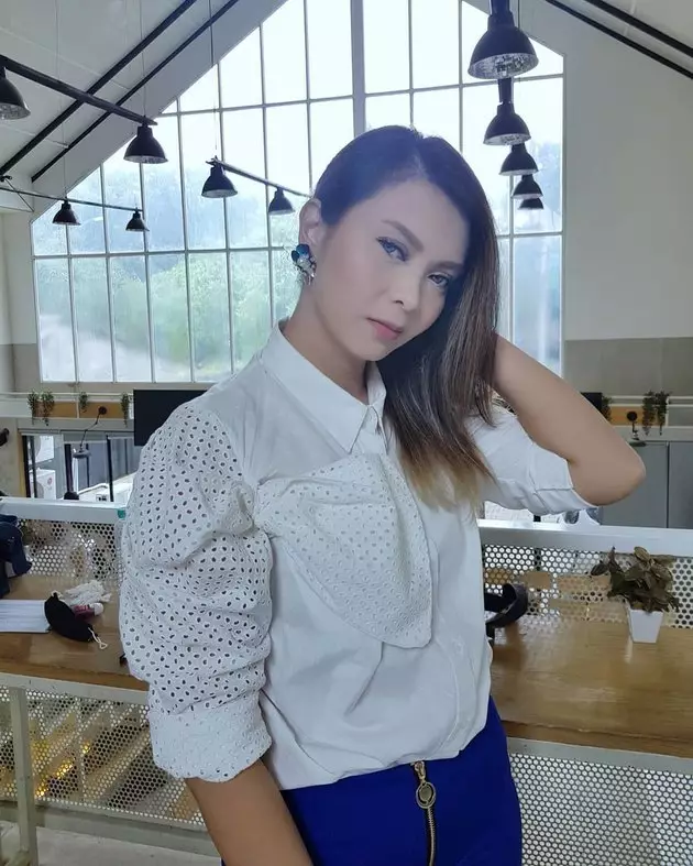 Potret terbaru Metha Instagram 