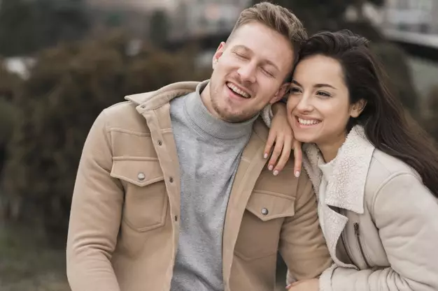 Kata-kata selamat malam romantis © 2020 freepik.com