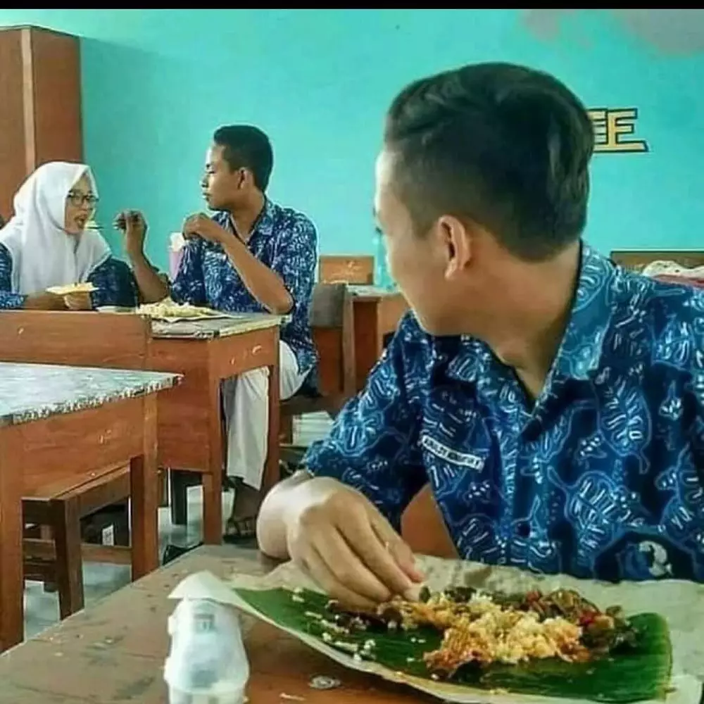 potret harusnya aku yang di sana © 2020 1cak.com