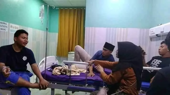 potret harusnya aku yang di sana © 2020 1cak.com