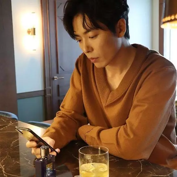 Beda tingkah 12 zodiak saat chattingan, sesuai nggak sama kamu? Instagram Beda tingkah 12 zodiak saat chattingan, sesuai nggak sama kamu? Instagram