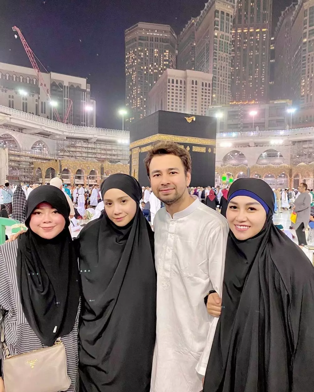 Pesona Erni Citra Sari instagram Pesona Erni Citra Sari instagram