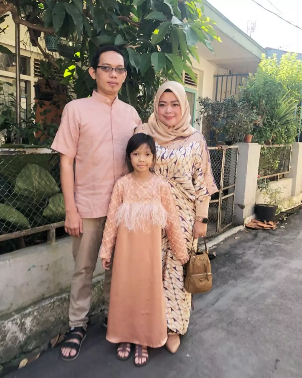 Pesona Erni Citra Sari instagram Pesona Erni Citra Sari instagram