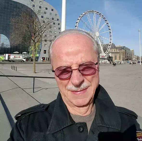 Potret ayah angkat Syahrini © 2020 brilio.net