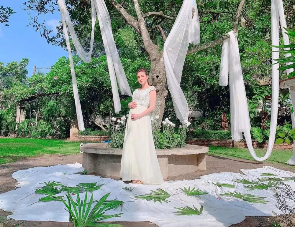 baby bump alessia  Instagram