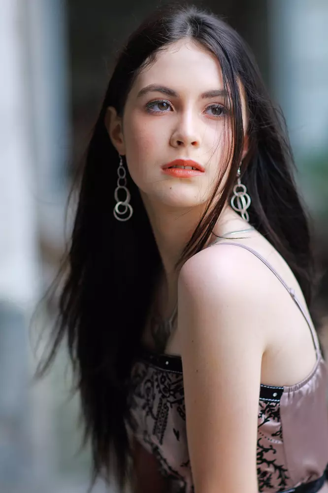 foto seleb yang jadi istri politisi © 2020 brilio.net