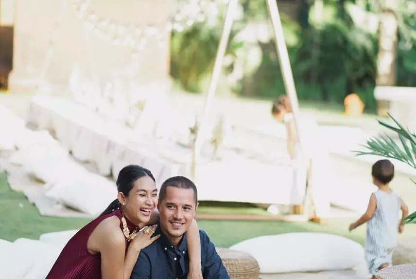 pasangan seleb rayakan anniversary ke 10 tahun instagram