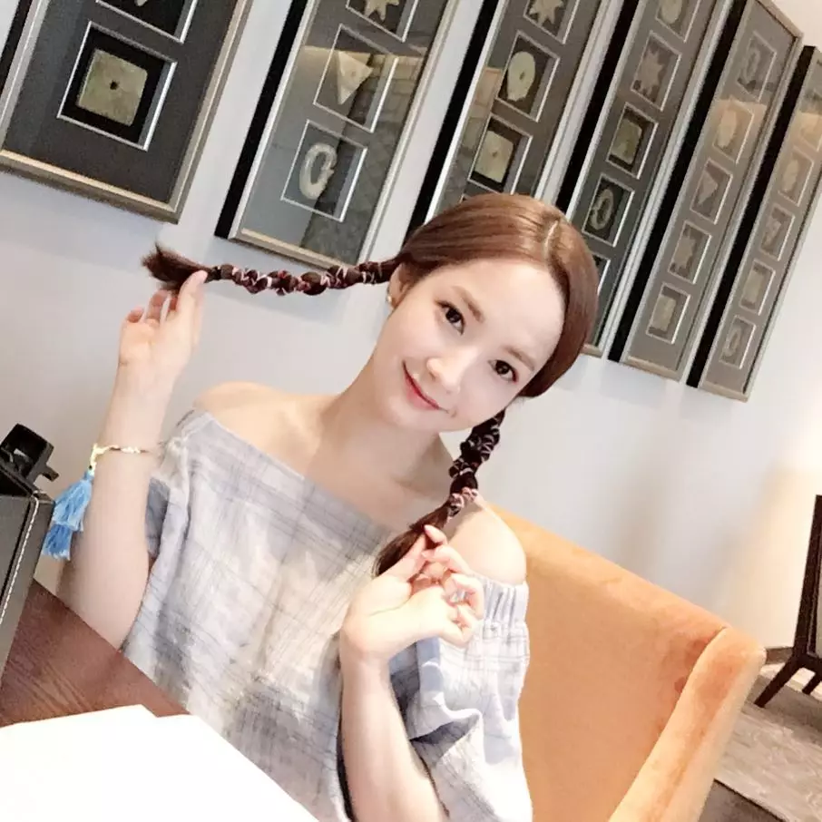 seleb korea rambut kepang Instagram