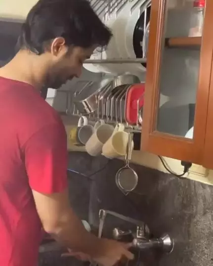 Penampakan rumah Shaheer Sheikh © 2020 Instagram/@shaheernsheikh Penampakan rumah Shaheer Sheikh © 2020 Instagram/@shaheernsheikh
