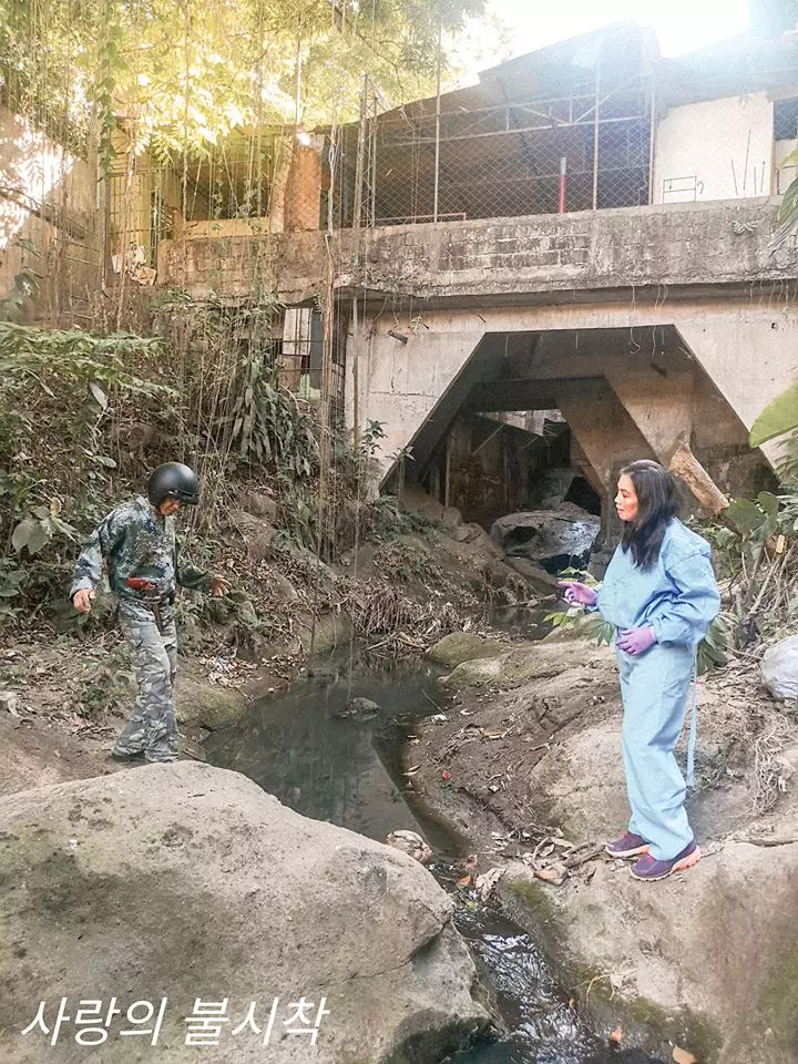 parodi adegan Crash Landing on You facebook