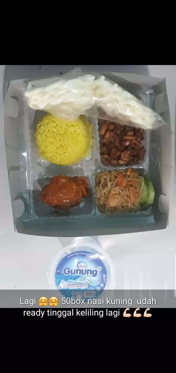 kisah orang bagikan makanan gratis berbagai sumber