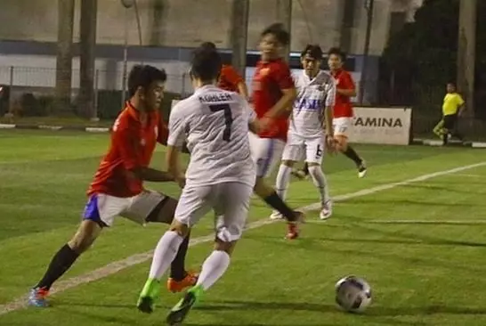 Al Ghazali main sepak bola © 2020 brilio.net