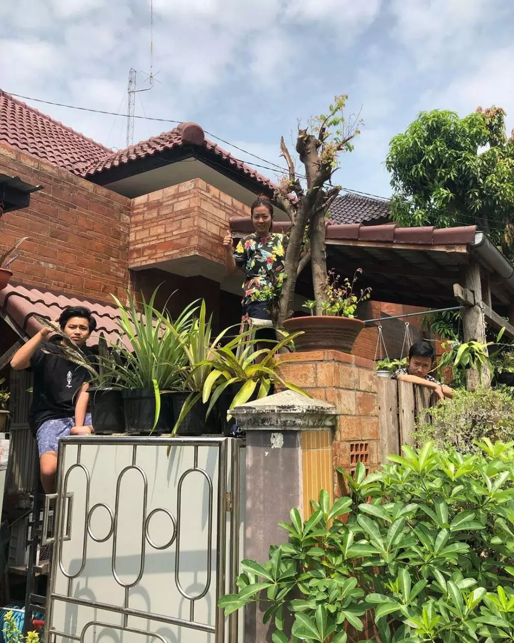 aksi nyeleneh soimah di rumah © 2020 brilio.net