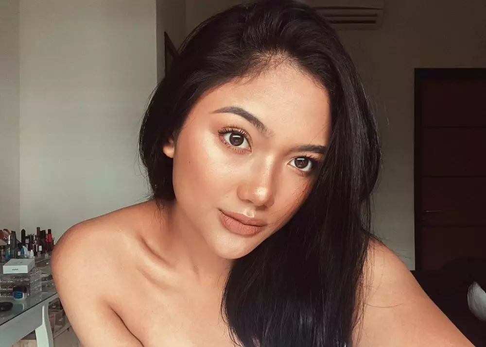Selalu kece, ini 5 model rambut Marion Jola yang bisa kamu tiru Instagram