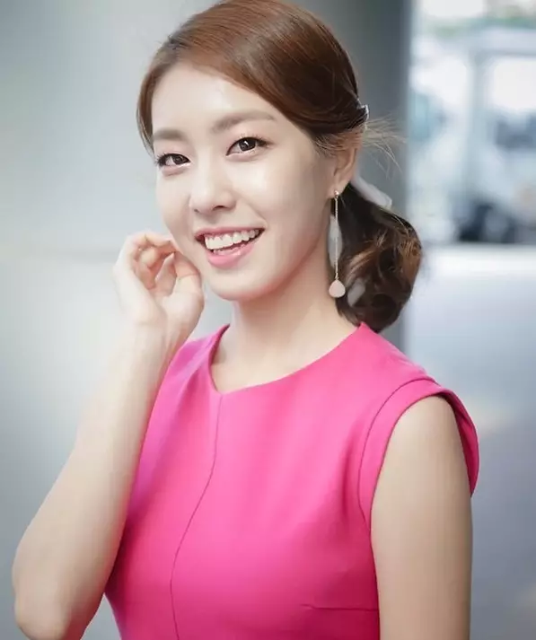 Pesona Jo Eun-jung Instagram