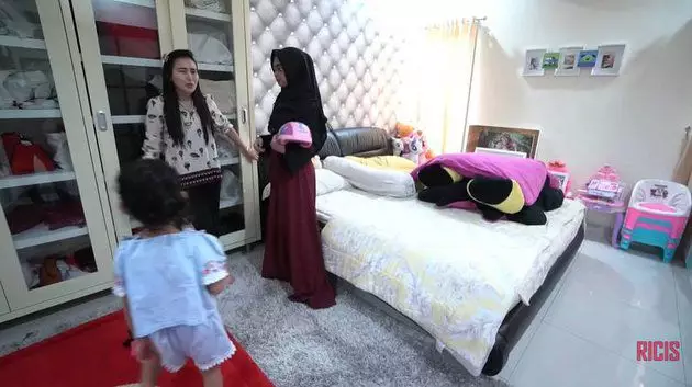 kamar ayu ting ting © 2020 brilio.net kamar ayu ting ting © 2020 brilio.net