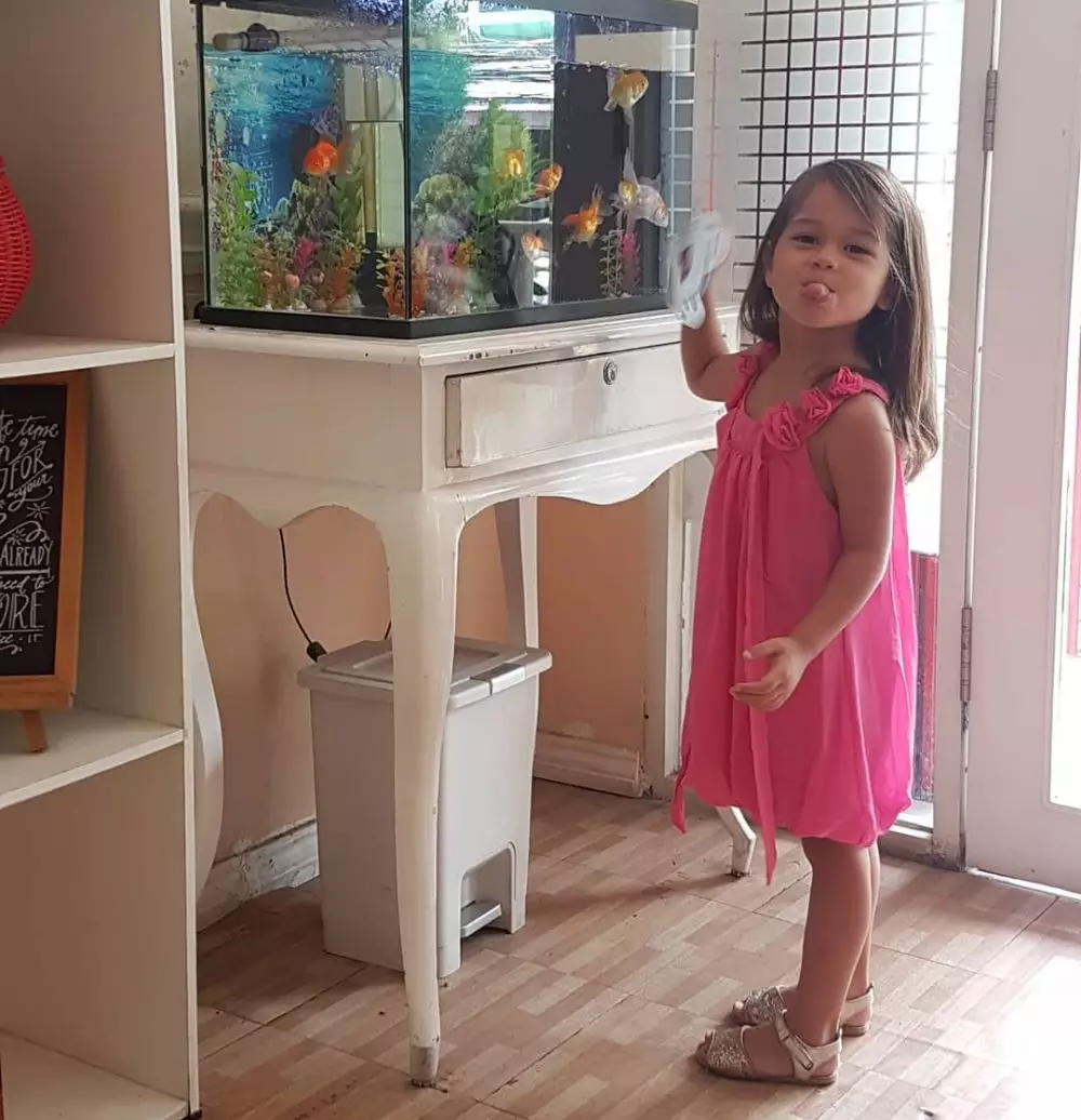 potret rumah Lia WaOde instagram potret rumah Lia WaOde instagram