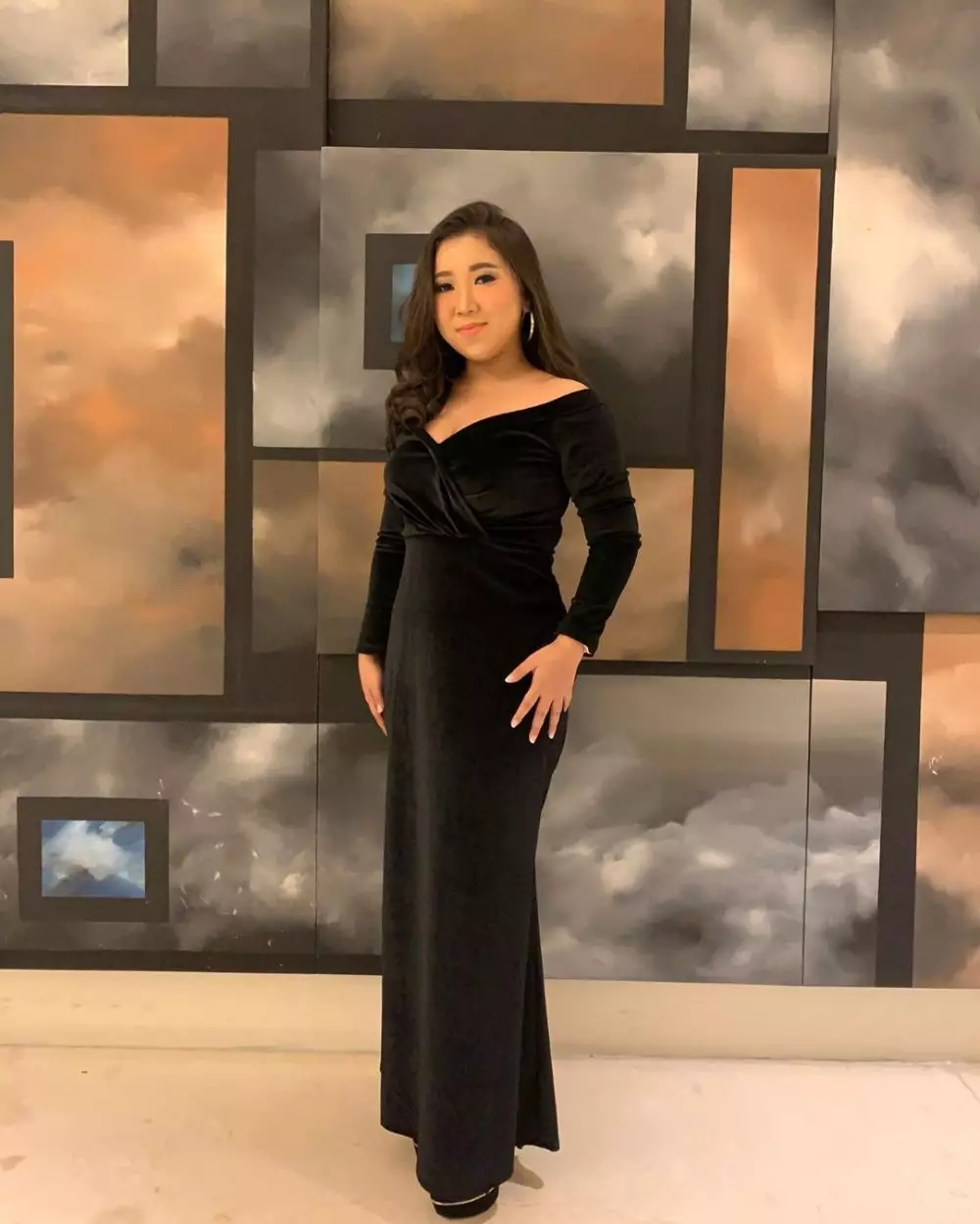 Kiky Saputri tampil elegan © 2020 brilio.net Kiky Saputri tampil elegan © 2020 brilio.net