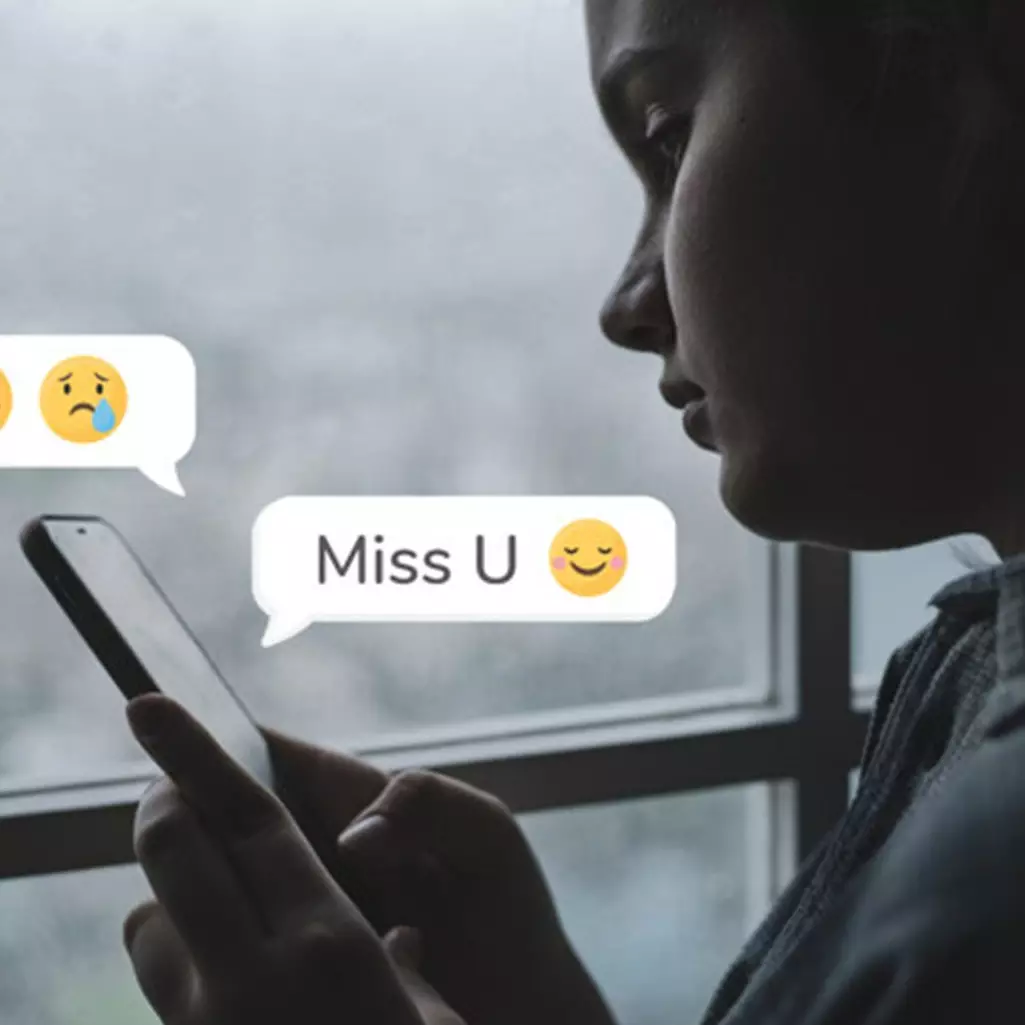 111 Kata-kata kangen buat pacar, romantis bikin makin langgeng