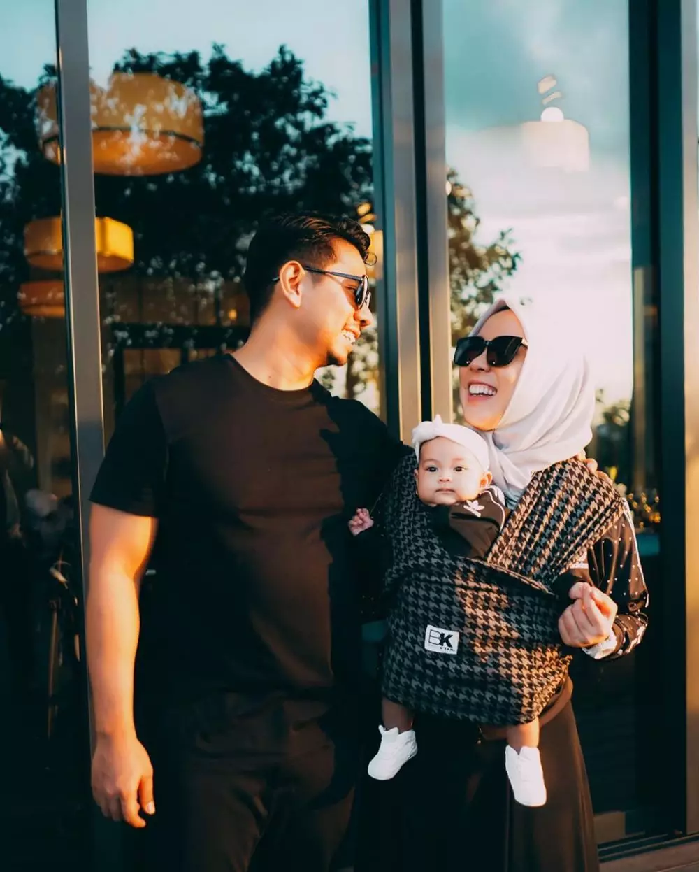 potret kompak Fitri Tropica dan bayinya instagram potret kompak Fitri Tropica dan bayinya instagram